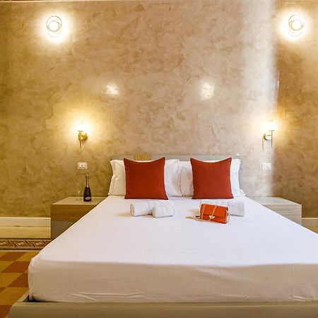 Erreggi Luxury Rooms Rome Exterior photo